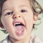 علل حساسیت دندان در کودکان
