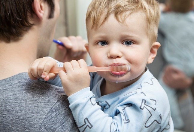 علل حساسیت دندان در کودکان.