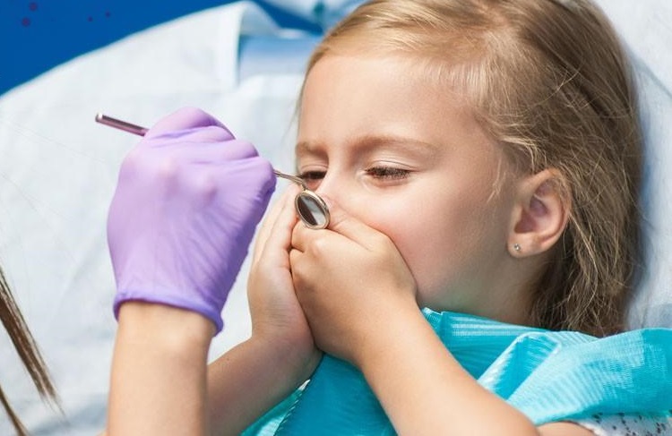The child's first visit to a pediatric dentist 2